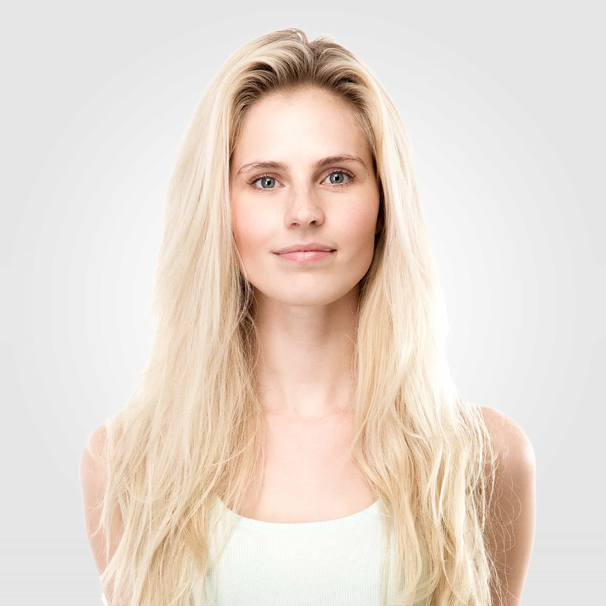 woman-blonde-square